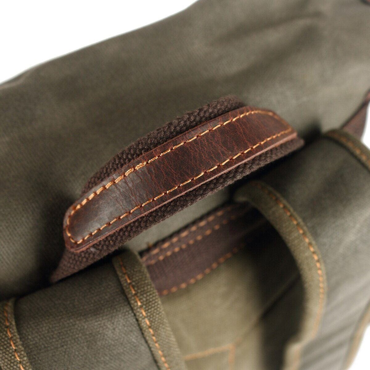 Robert | Rucksack Herren/Unisex – gewachstes Canvas & Vollnarbenleder – Laptopfach 15,6″ – 18 L – wasserabweisend canvas backpack Hirschfeld 