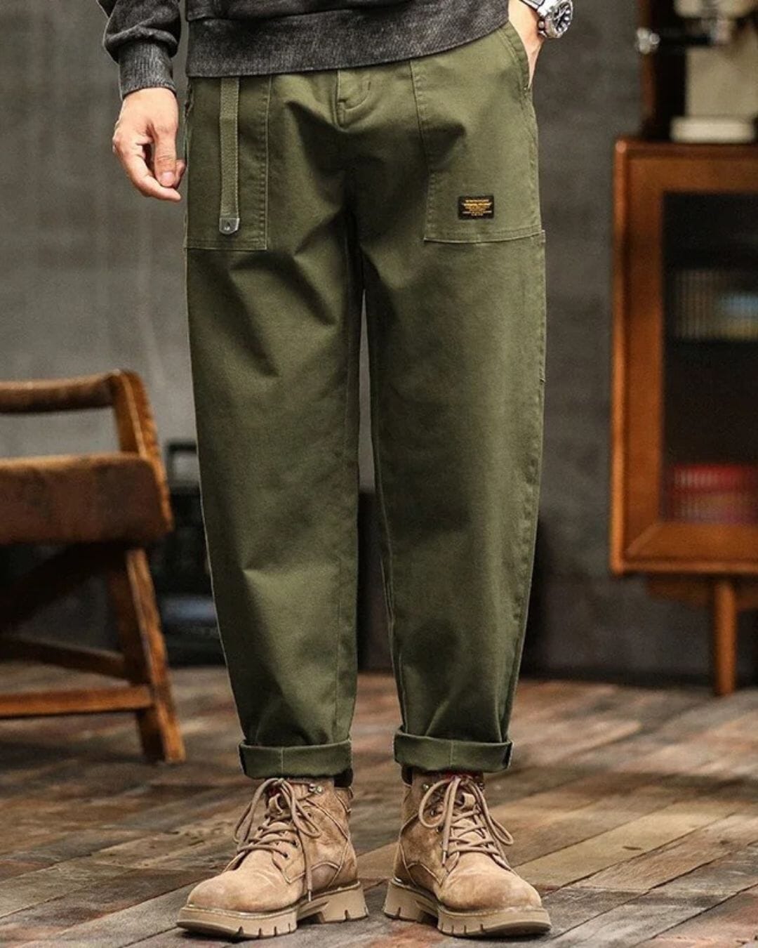 Raphael | Herren Cargo-Hose – Relaxed Fit – Baumwoll-Mix – Utility-Taschen – Vintage-Washed – Umschlagsaum Hirschfeld Armeegrün S 
