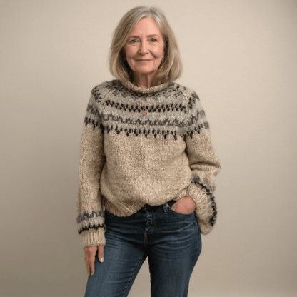 Christina | Damen Vintage-Pullover – Rundhals – nordisches Muster – Wollstrick, weich & warm Hirschfeld 