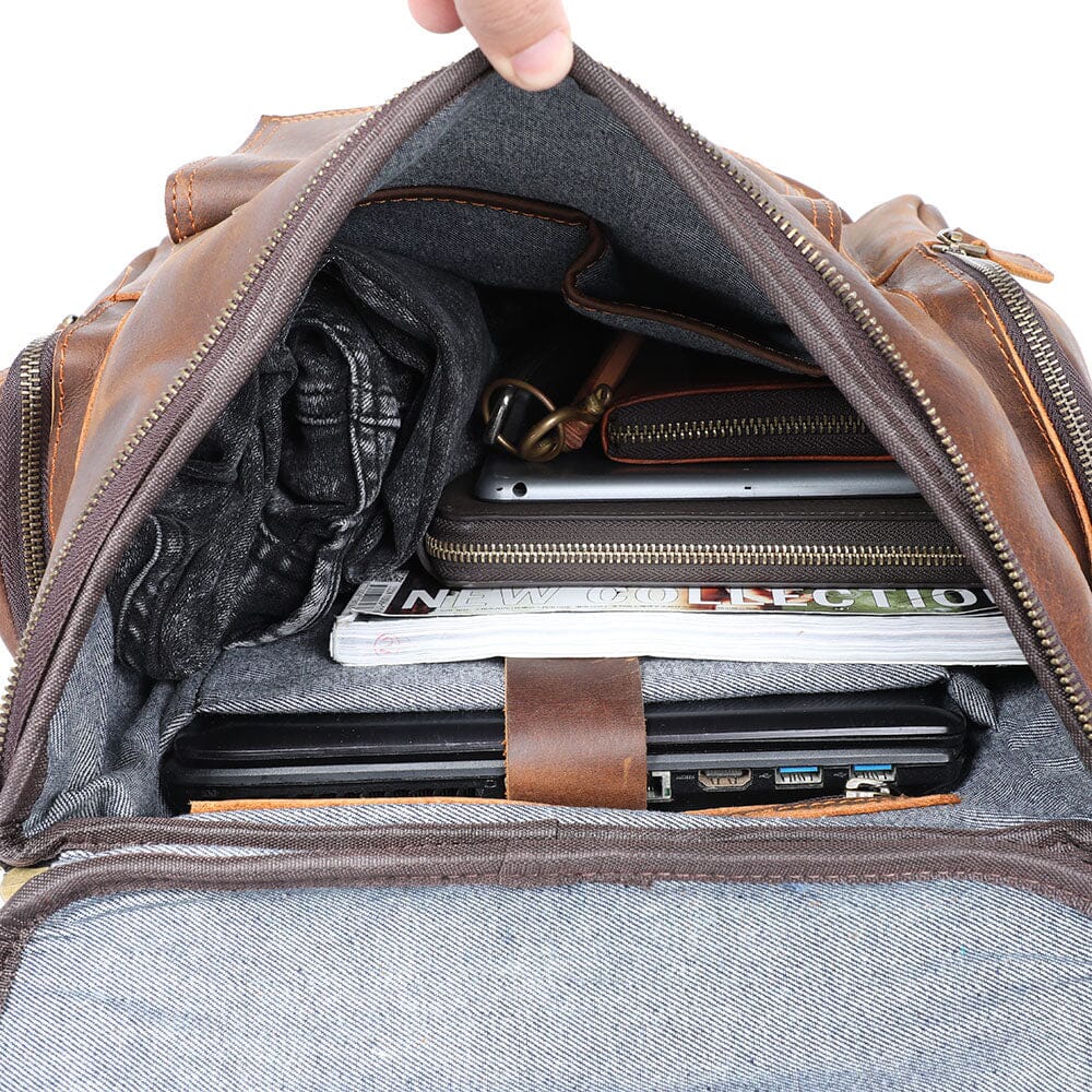 Eugene | Herren Leder Rucksack Klappenverschluss – Seitentaschen – Vollnarbenleder leather backpack Hirschfeld 